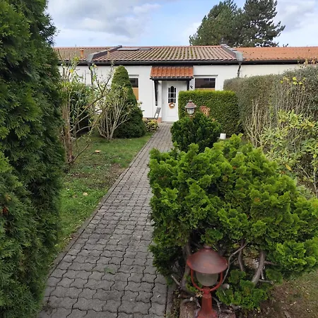Mit Sommerpool, Terrasse Und Glashaus * Jesewitz