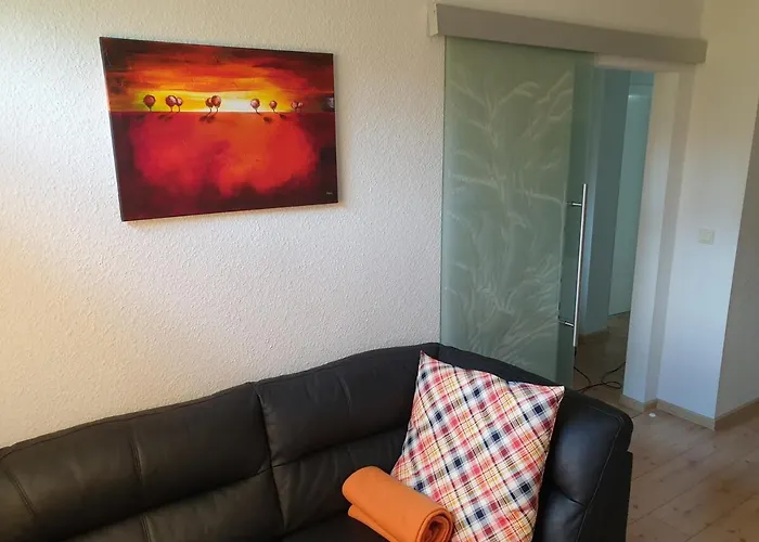 Mit Sommerpool, Terrasse Und Glashaus Jesewitz